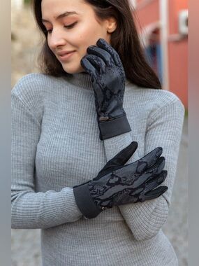 ASOS WOMEN'S PYTHON SNAKE PRINT GLOVES - GRAY SIZE 8 1/2 (NEW WITH TAGS)